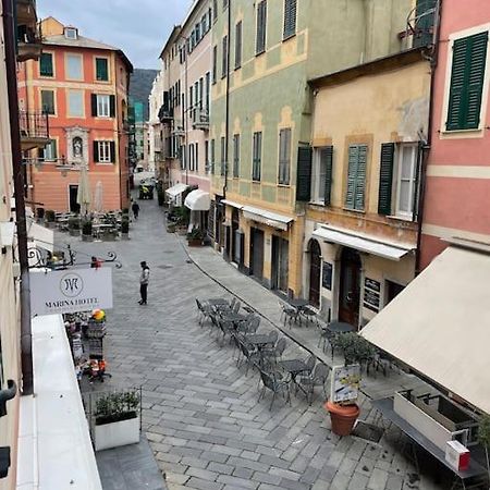 Appartamento In Centro Storico Finale Ligure Esterno foto