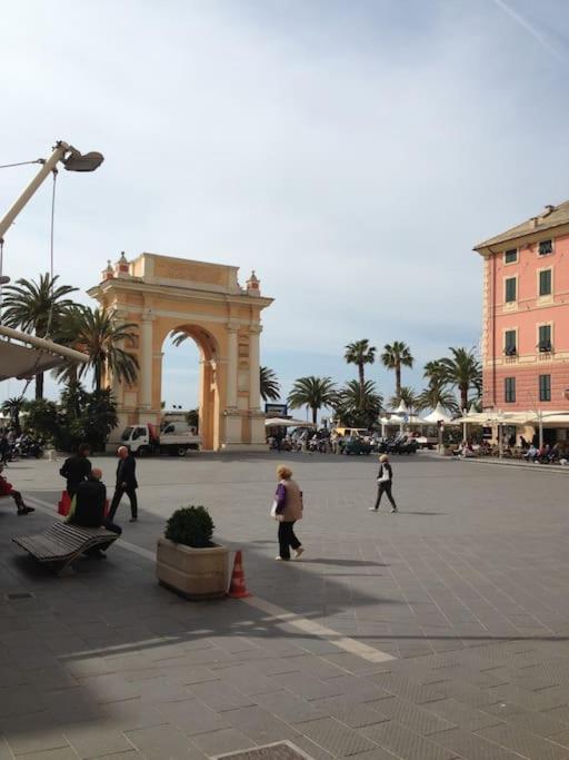 Appartamento In Centro Storico Finale Ligure Esterno foto
