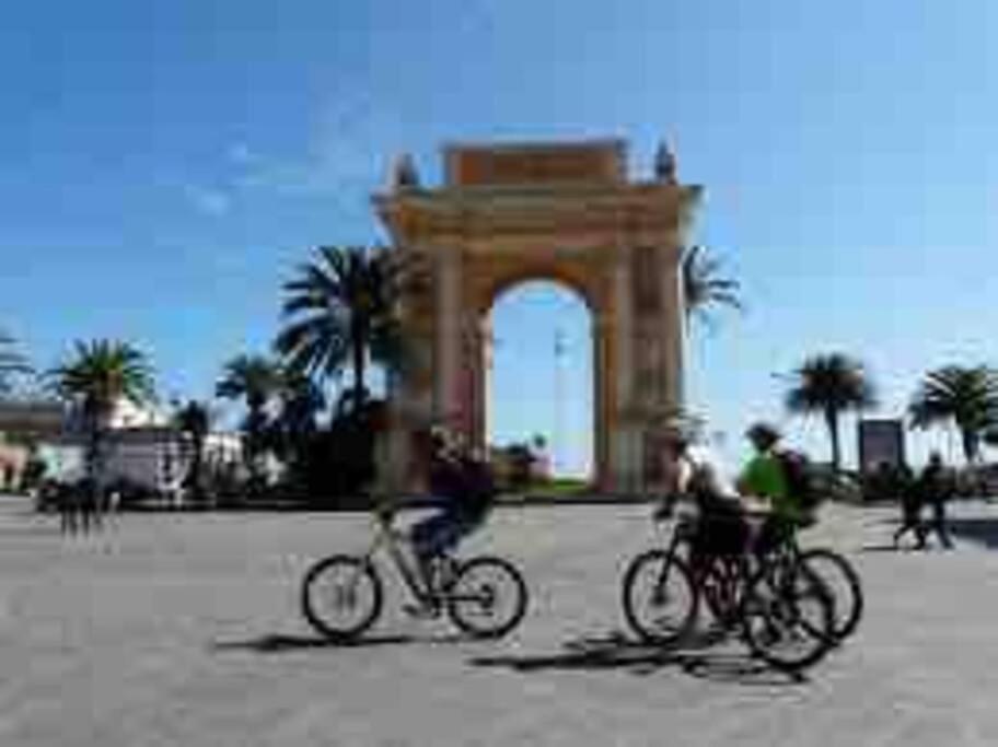 Appartamento In Centro Storico Finale Ligure Esterno foto